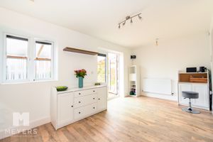 Photo 15- click for photo gallery